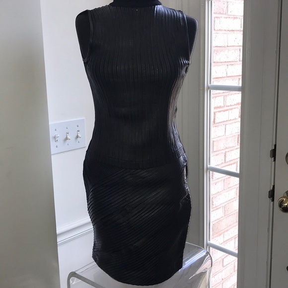 Hannah’s Pang Leather Skirt - Picture 1 of 8